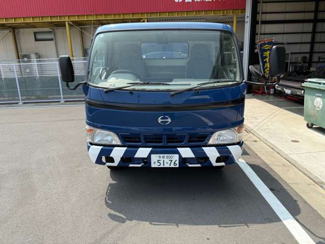 Hino Dutro 2