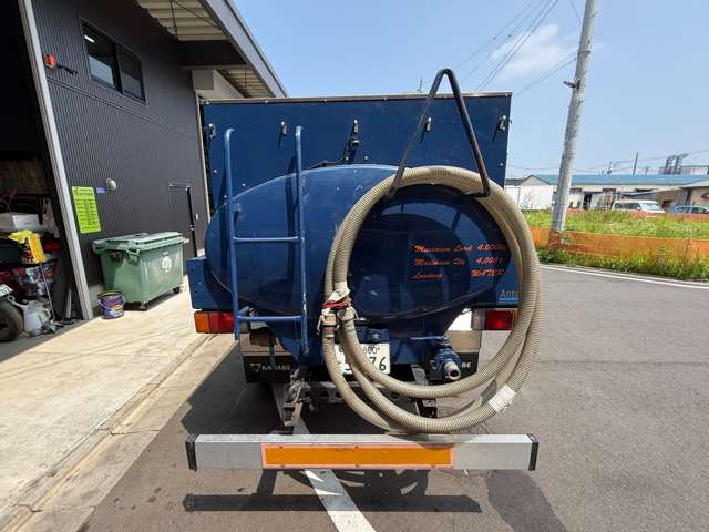 Hino Dutro 7