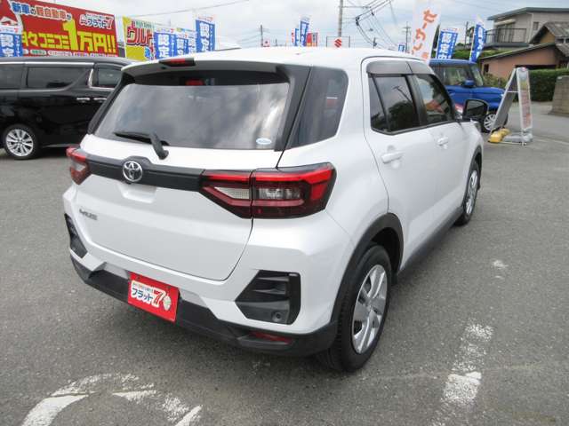 Toyota Raize 10