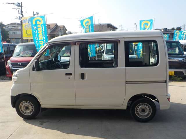 Daihatsu Hijet Cargo 7