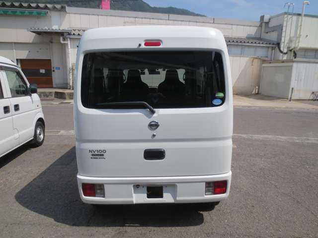 Nissan NV100 Clipper 11