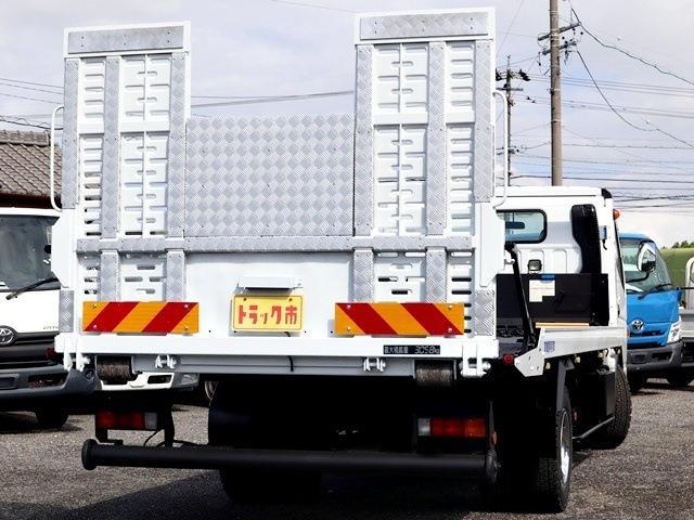 Mitsubishi Fuso Canter 5