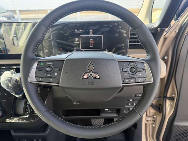 Mitsubishi Delica Mini 8