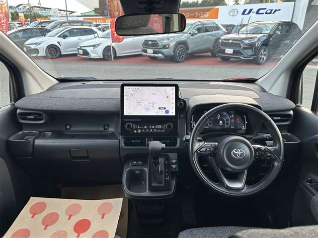 Toyota Sienta 3