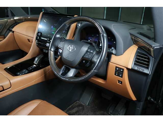 Toyota Vellfire 3