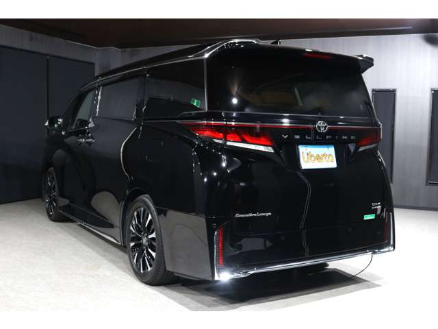 Toyota Vellfire 9