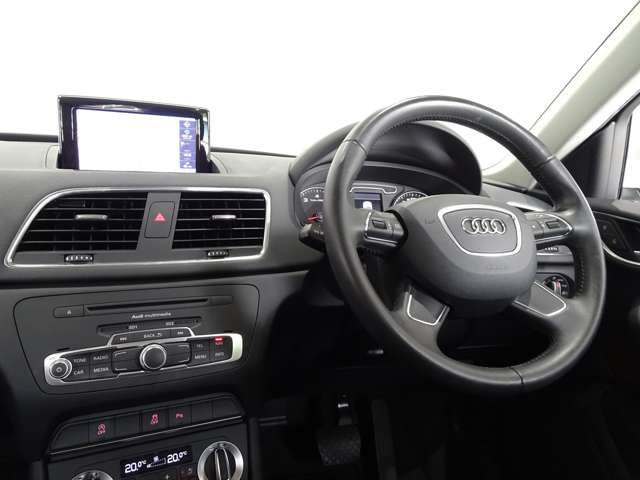 Audi Q3 5