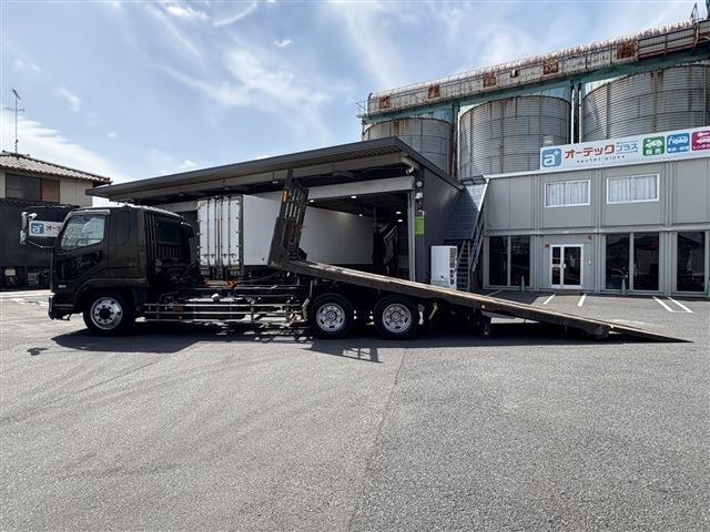 Mitsubishi Fuso Fighter 9