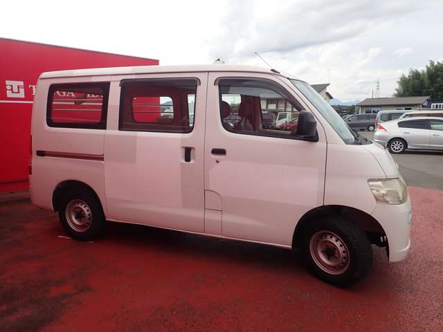 Toyota Town Ace Van 4