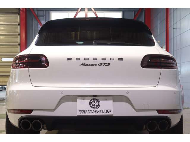 Porsche Macan 9