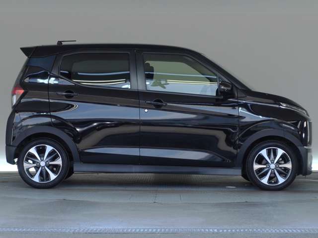 Mitsubishi eK X 7