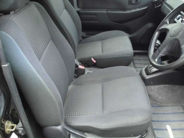 Mitsubishi Pajero Mini 11