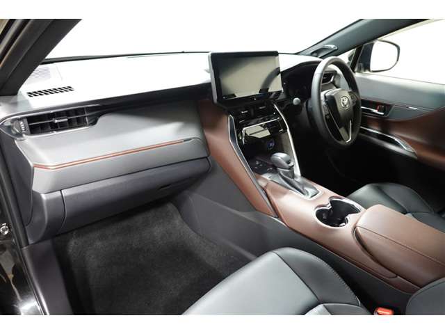 Toyota Harrier 9