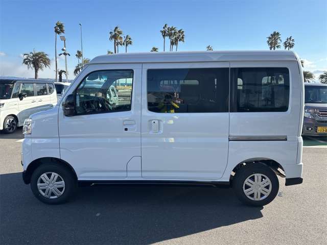 Daihatsu Atrai 7