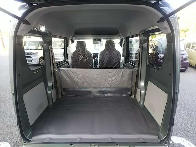 Suzuki Every 12