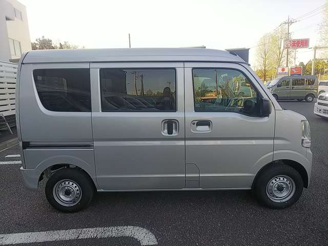 Suzuki Every 8