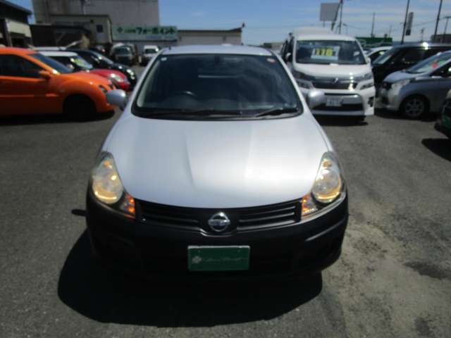 Nissan AD 2