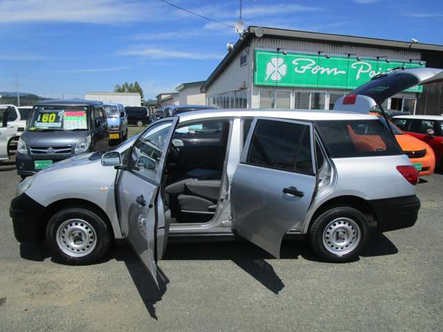 Nissan AD 7
