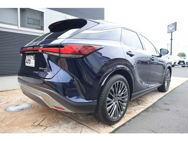 Lexus RX 7