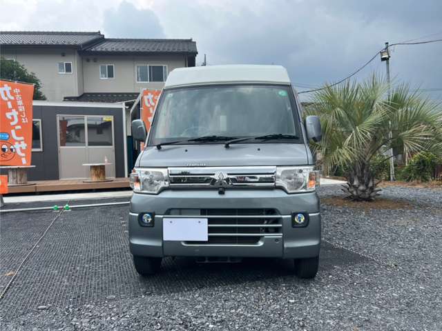 Mitsubishi Minicab Van 3