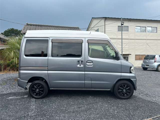 Mitsubishi Minicab Van 7