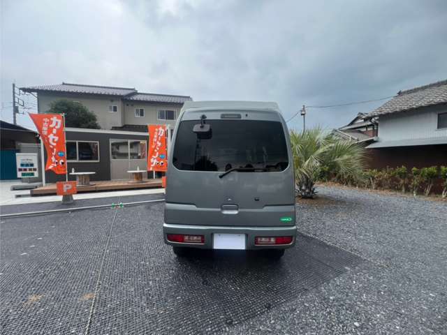 Mitsubishi Minicab Van 9
