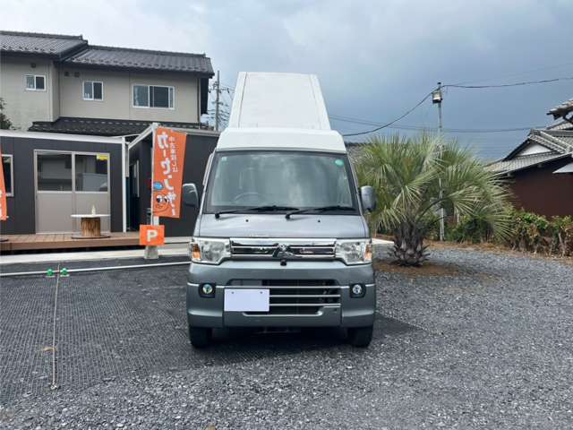 Mitsubishi Minicab Van 10
