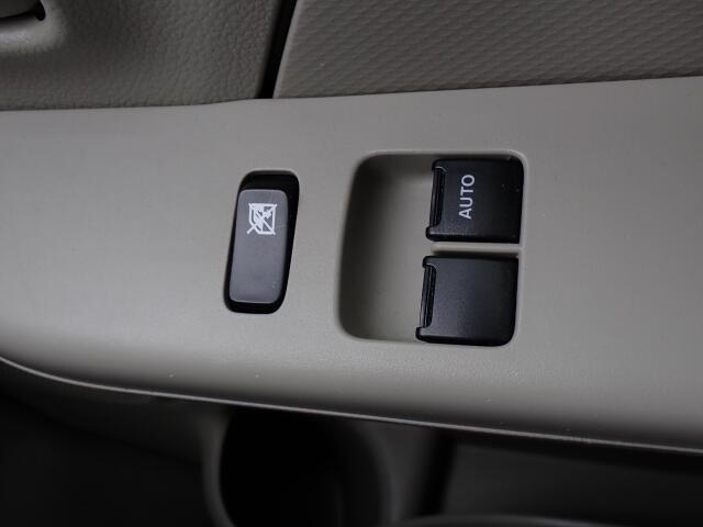 Suzuki Every 12