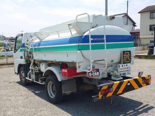 Mitsubishi Fuso Canter 11