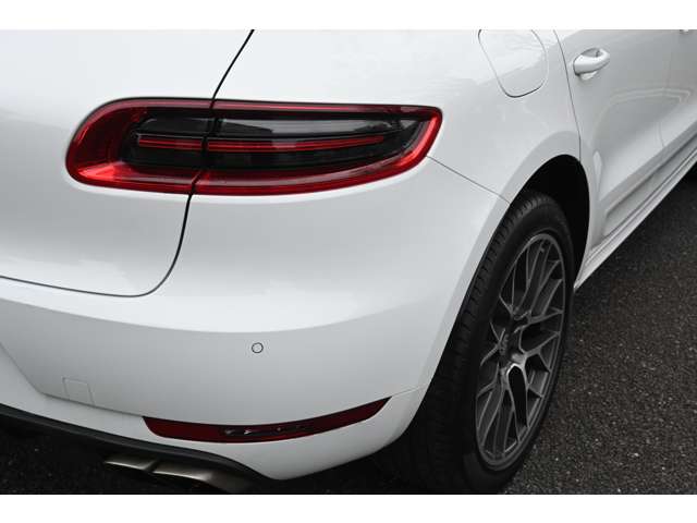 Porsche Macan 7