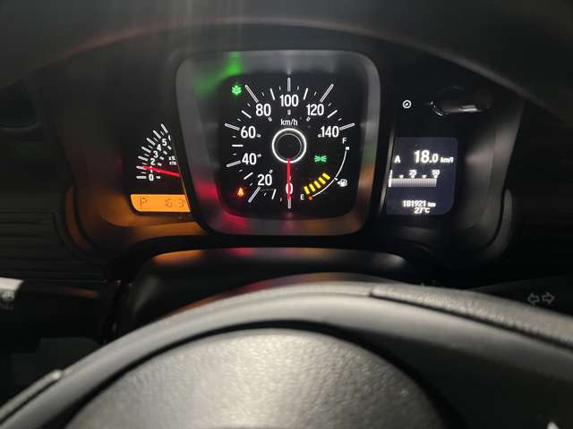 Honda N-VAN 8
