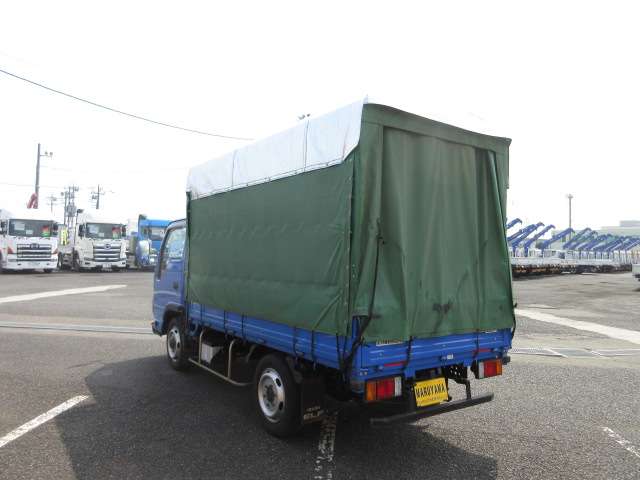 Isuzu Elf 3