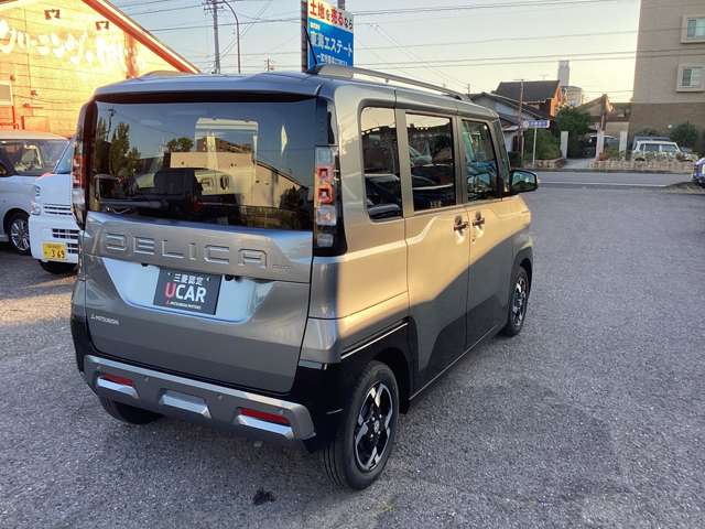 Mitsubishi Delica Mini 4
