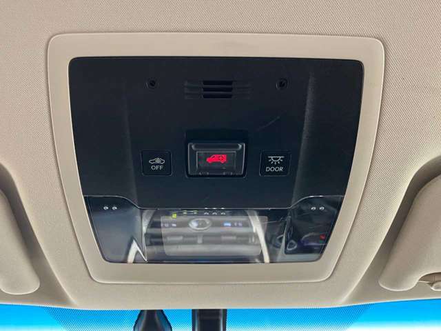 Lexus NX 11