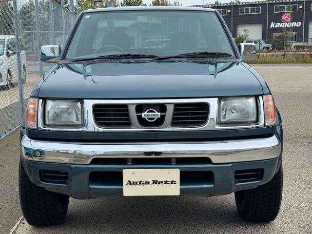 Nissan Datsun 6