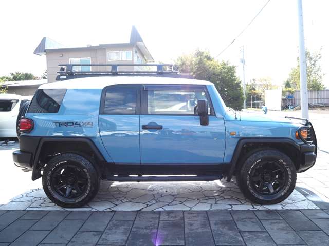 Toyota FJ Cruiser 7