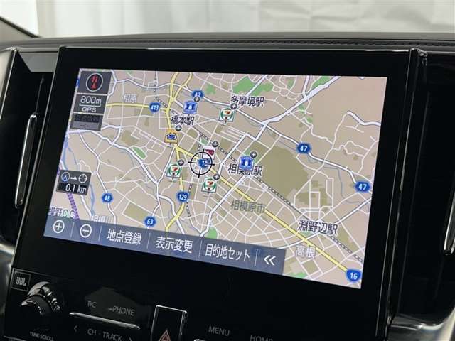 Toyota Vellfire 5