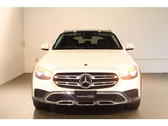 Mercedes-Benz E-Class All-Terrain 10