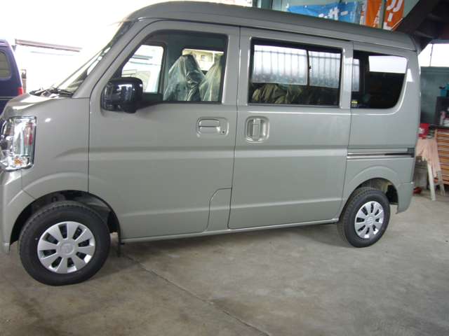 Suzuki Every 12