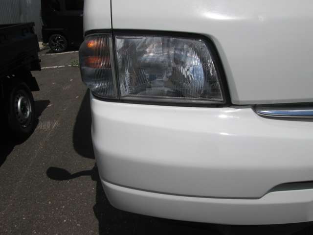 Mazda Bongo Truck 11