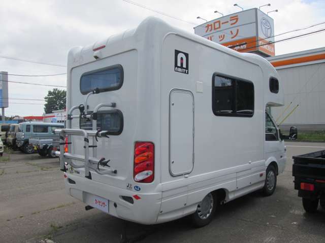 Mazda Bongo Truck 4
