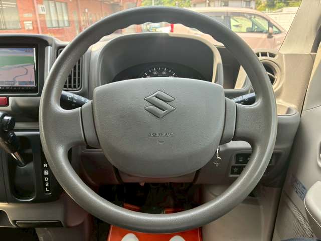 Suzuki Every 12