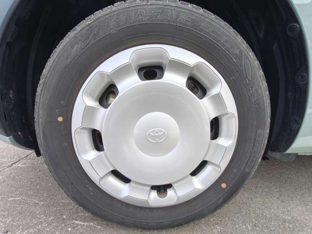 Toyota Sienta 9