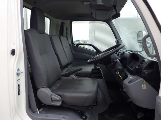Hino Dutro 10