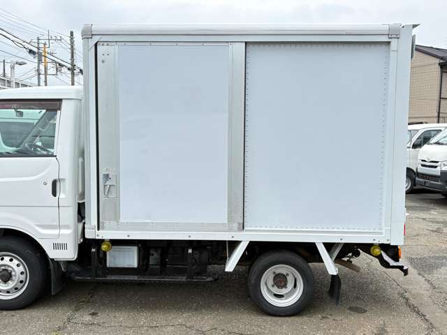 Mazda Bongo Truck 11