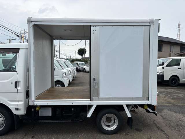 Mazda Bongo Truck 12