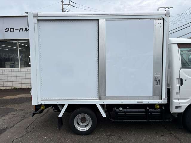 Mazda Bongo Truck 8