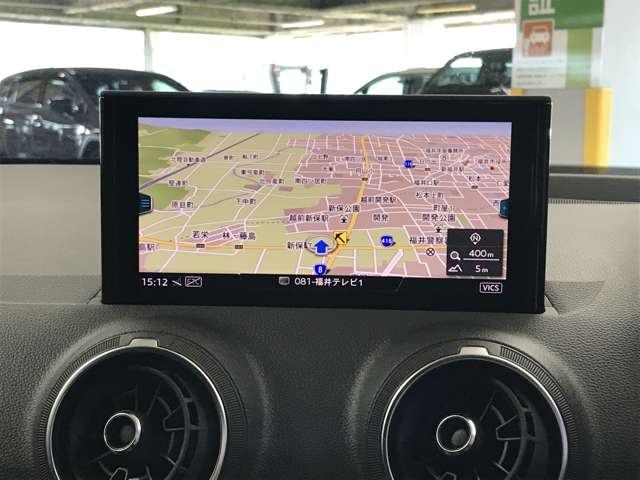 Audi Q2 5