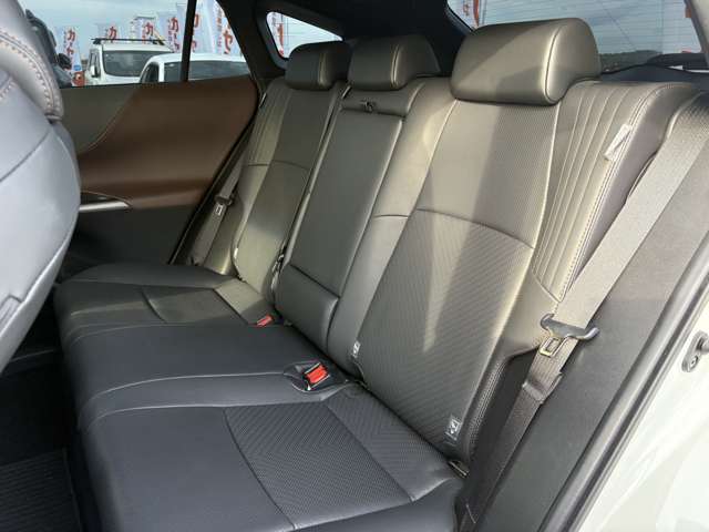 Toyota Harrier 11