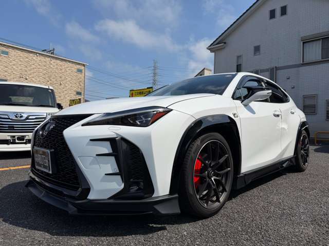 Lexus UX 4
